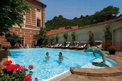 фото отеля Hotel Schloss Duernstein