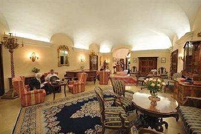 фото отеля Hotel Schloss Duernstein