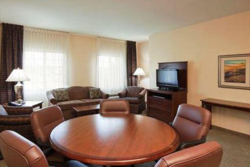 фото отеля Staybridge Suites Lafayette