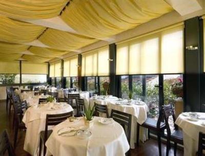 фото отеля Hotel Trevi Rome