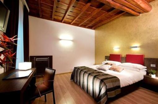 фото отеля Hotel Trevi Rome