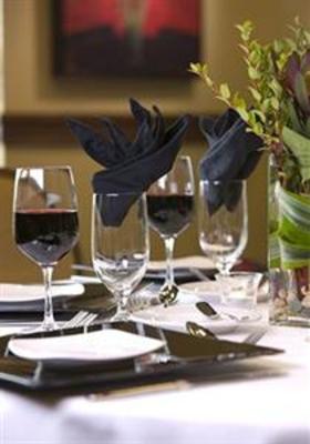 фото отеля Sheraton St. Paul Woodbury Hotel