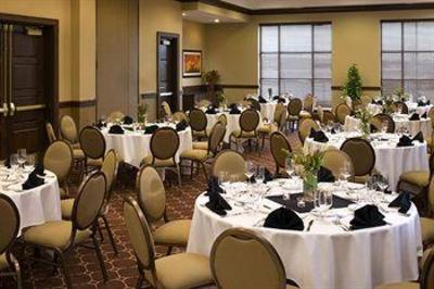 фото отеля Sheraton St. Paul Woodbury Hotel