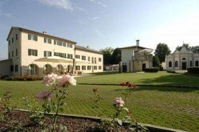 фото отеля Villa Toderini Hotel Codogne