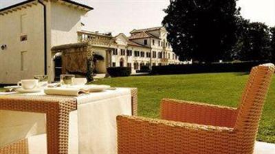 фото отеля Villa Toderini Hotel Codogne