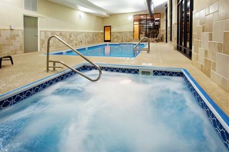 фото отеля Holiday Inn Quincy East