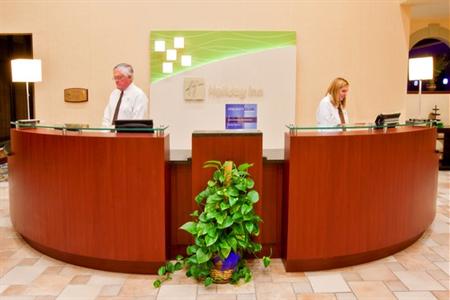 фото отеля Holiday Inn Quincy East