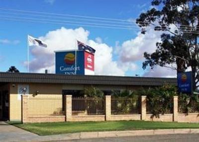 фото отеля Comfort Inn Hilltop