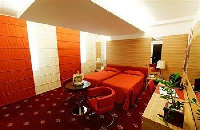 фото отеля Raffaello Hotel Modena