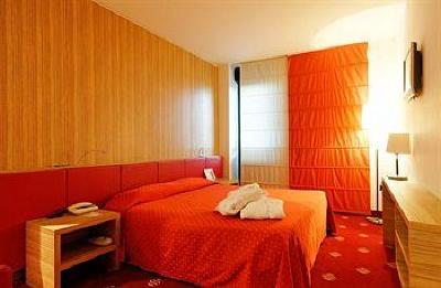 фото отеля Raffaello Hotel Modena