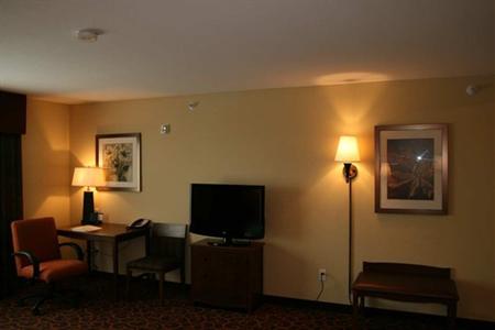 фото отеля Hampton Inn & Suites Aberdeen