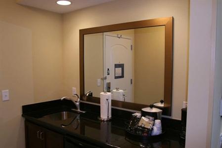 фото отеля Hampton Inn & Suites Aberdeen