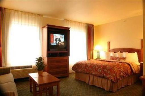 фото отеля Staybridge Suites Middleton / Madison