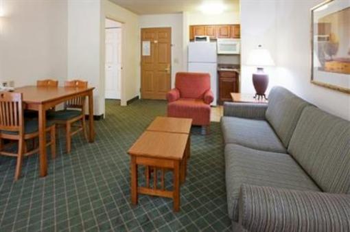 фото отеля Staybridge Suites Middleton / Madison