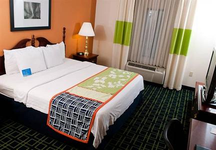 фото отеля Fairfield Inn & Suites Atlanta Airport North