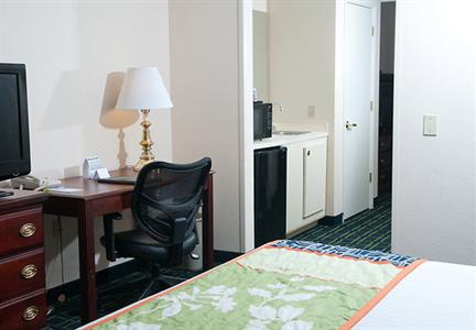 фото отеля Fairfield Inn & Suites Atlanta Airport North