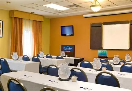 фото отеля Fairfield Inn & Suites Atlanta Airport North
