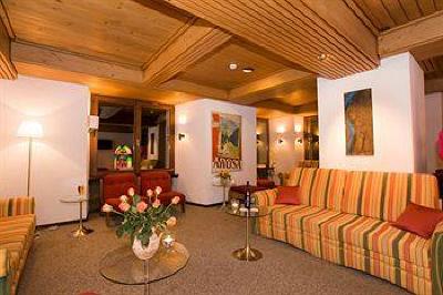 фото отеля Hotel Alpina Arosa