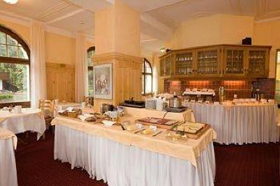 фото отеля Hotel Alpina Arosa