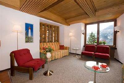 фото отеля Hotel Alpina Arosa