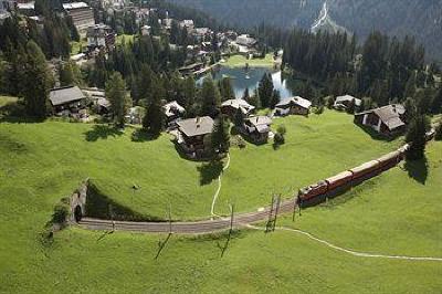 фото отеля Hotel Alpina Arosa