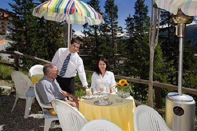 фото отеля Hotel Alpina Arosa