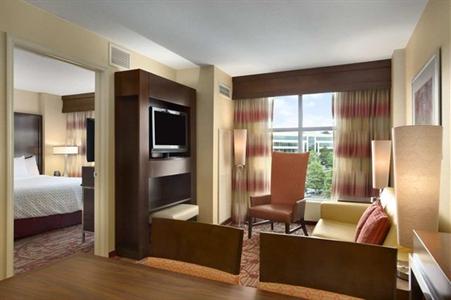 фото отеля Embassy Suites Atlanta-Kennesaw Town Center