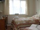 фото отеля Leeward House B&B