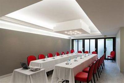 фото отеля Hotel Le Saint-Georges Chalon-sur-Saone