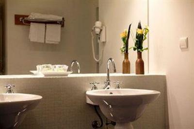 фото отеля Hotel Le Saint-Georges Chalon-sur-Saone