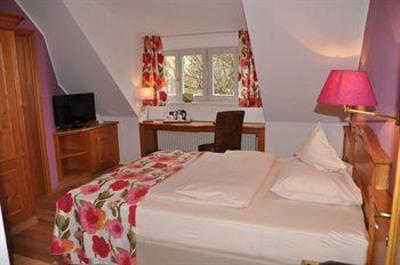 фото отеля Hotel Fischerhaus Starnberg