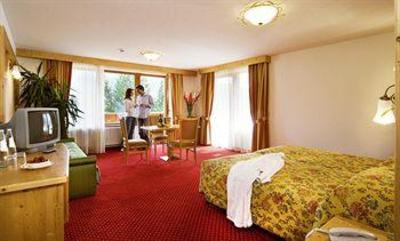 фото отеля Carlo Magno Zeledria Hotel