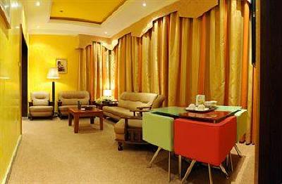 фото отеля Comfort Inn Emirates Hotel