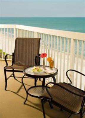 фото отеля Crowne Plaza Melbourne Oceanfront