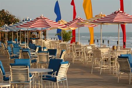 фото отеля Crowne Plaza Melbourne Oceanfront