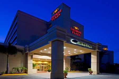 фото отеля Crowne Plaza Melbourne Oceanfront