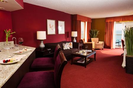 фото отеля Crowne Plaza Melbourne Oceanfront