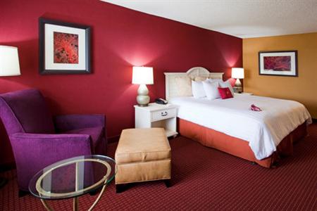 фото отеля Crowne Plaza Melbourne Oceanfront
