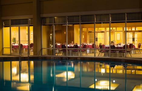 фото отеля Crowne Plaza Melbourne Oceanfront