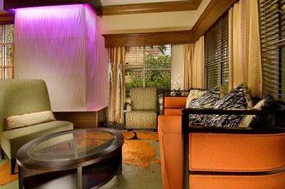 фото отеля Hampton Inn & Suites Ft. Lauderdale-Airport