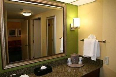 фото отеля Hampton Inn & Suites Ft. Lauderdale-Airport