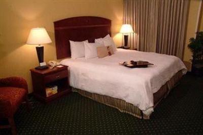 фото отеля Hampton Inn & Suites Ft. Lauderdale-Airport