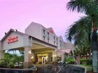 фото отеля Hampton Inn & Suites Ft. Lauderdale-Airport