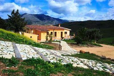 фото отеля Arcudaci Agriturismo Buseto Palizzolo