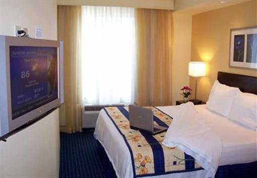 фото отеля SpringHill Suites Charlotte Mooresville