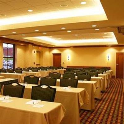 фото отеля Hampton Inn & Suites Saratoga Springs