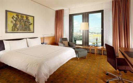 фото отеля Swissotel Berlin