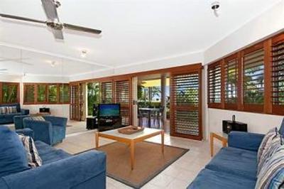 фото отеля Offshore Noosa Resort
