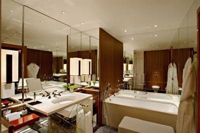 фото отеля Ararat Park Hyatt Moscow