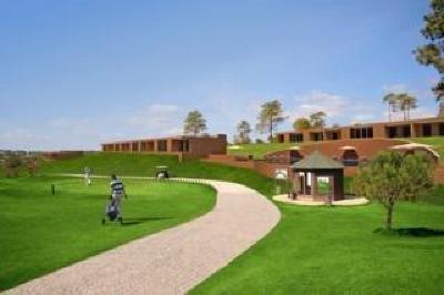 фото отеля CS Morgado Golf Hotel